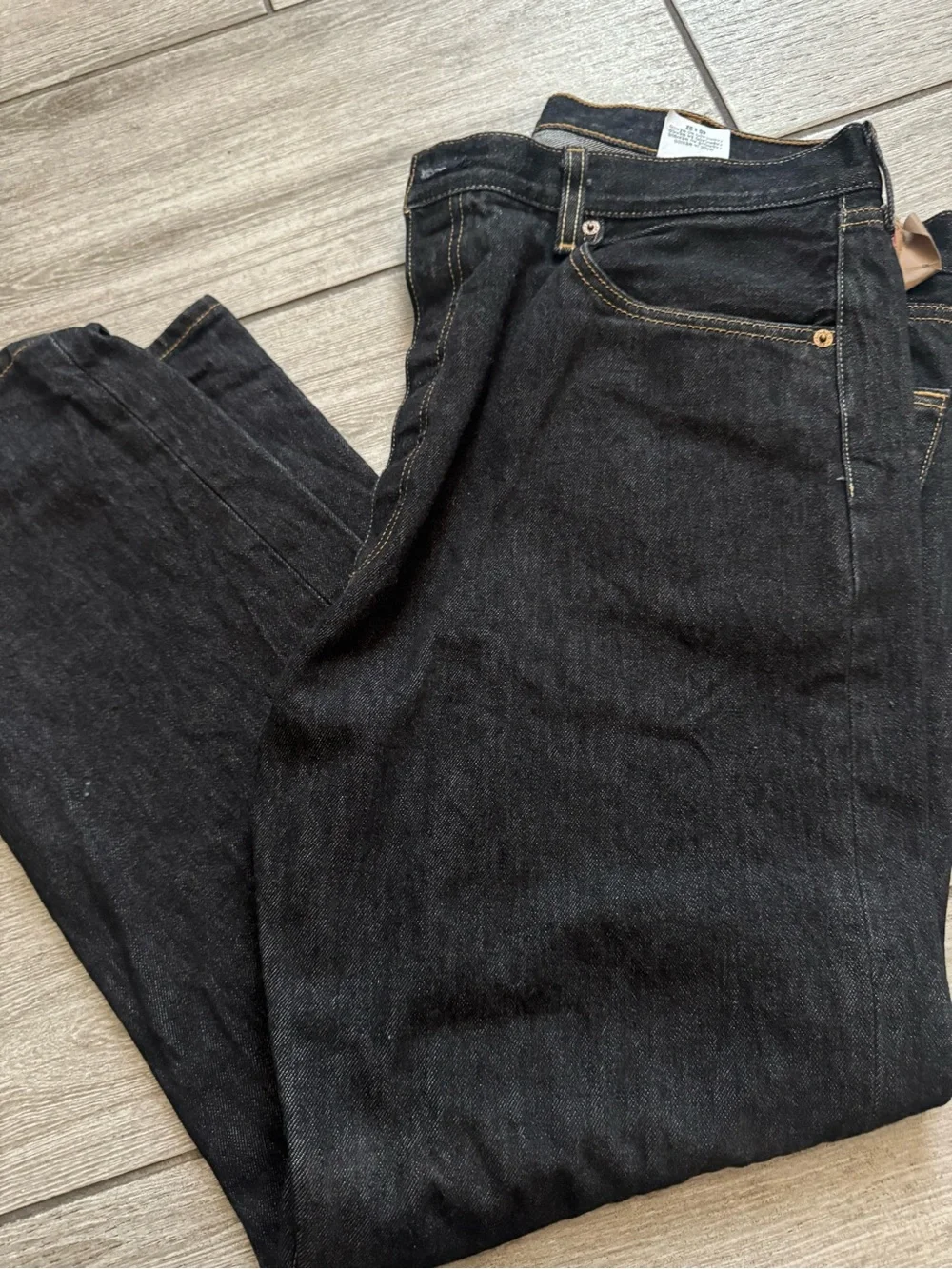 Levi's Men's Black Denim Straight Jeans